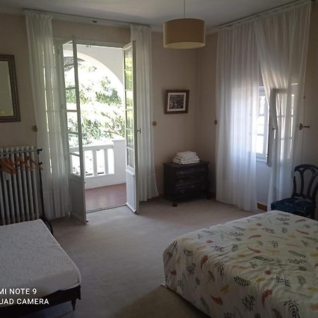 La Maison Basque Sainte-Livrade-sur-Lot Bagian luar foto