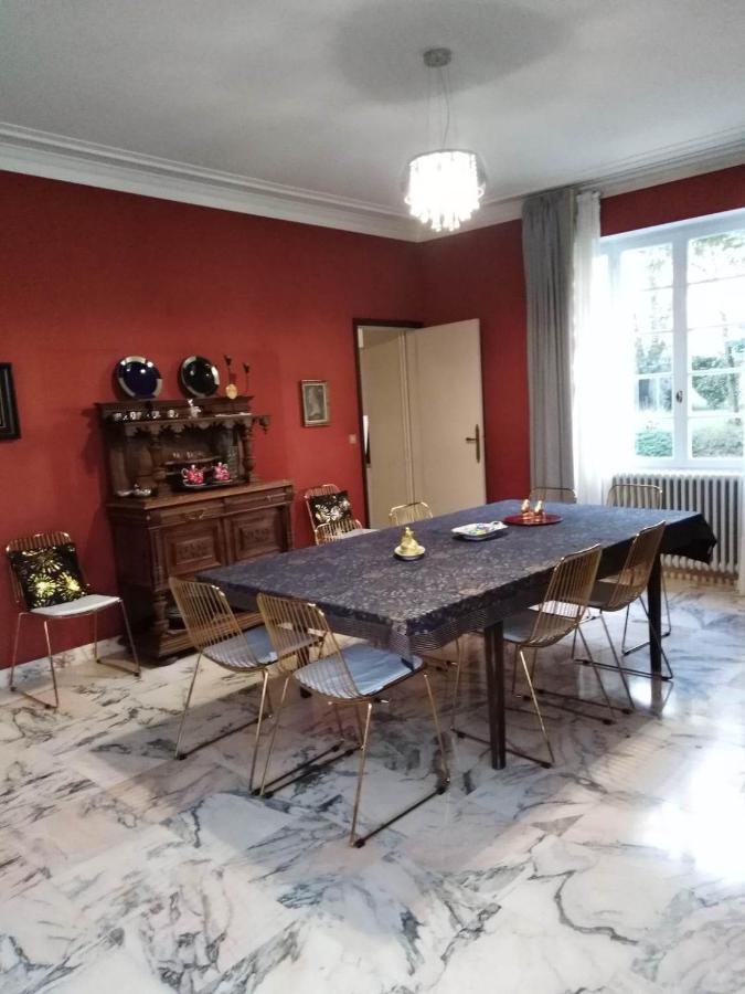 La Maison Basque Sainte-Livrade-sur-Lot Bagian luar foto